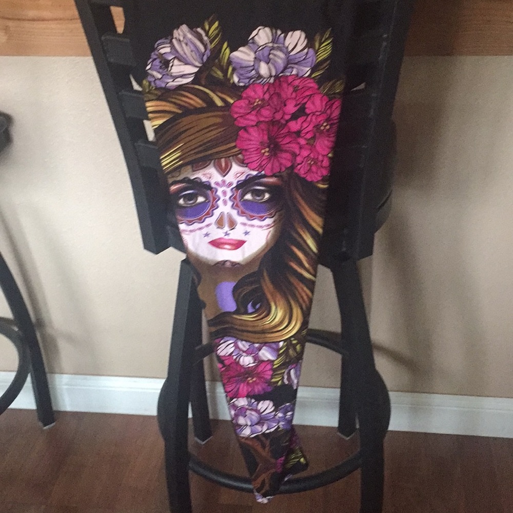 Lularoe Halloween Day of the Dead Leggings TC